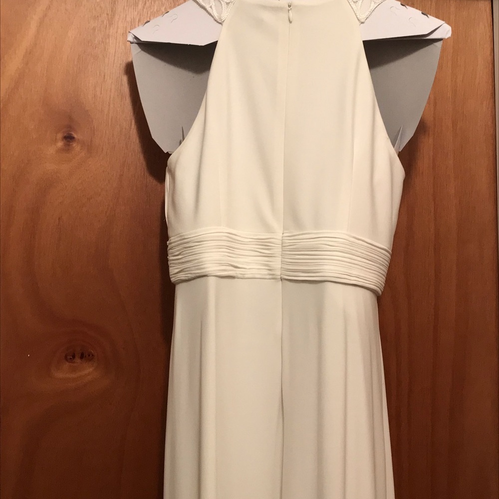 Wedding/Prom/Formal Gown - Picture 4 of 8